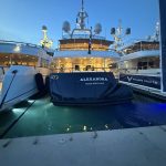 ΧΡΩΜΑΤΙΣΜΟΙ-ΠΛΟΙΩΝ-ΠΕΡΑΜΑ-TSAGARIS-YACHT-PAINTING