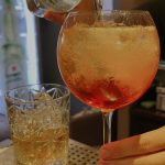 ΚΑΦΕ-ΜΠΑΡ-ΜΕΘΑΝΑ-LA-PIEDRA-ΛΥΣΣΑΙΟΣ