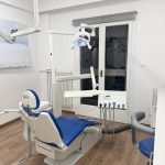 ΟΔΟΝΤΙΑΤΡΟΣ-ΠΕΡΙΟΔΟΝΤΟΛΟΓΟΣ-ΚΟΡΙΝΘΟΣ-ΣΜΑΡΑΓΔΑΣ