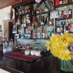 ΚΑΦΕ-ΨΗΤΟΠΩΛΕΙΟ-ΕΛΑΤΗ-ΑΡΤΑΣ-ΤΟ-ΜΠΑΛΚΟΝΙ-ΤΗΣ-ΕΛΑΤΗΣ