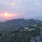 ΚΑΦΕ-ΨΗΤΟΠΩΛΕΙΟ-ΕΛΑΤΗ-ΑΡΤΑΣ-ΤΟ-ΜΠΑΛΚΟΝΙ-ΤΗΣ-ΕΛΑΤΗΣ