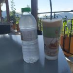 ΚΑΦΕ-ΨΗΤΟΠΩΛΕΙΟ-ΕΛΑΤΗ-ΑΡΤΑΣ-ΤΟ-ΜΠΑΛΚΟΝΙ-ΤΗΣ-ΕΛΑΤΗΣ