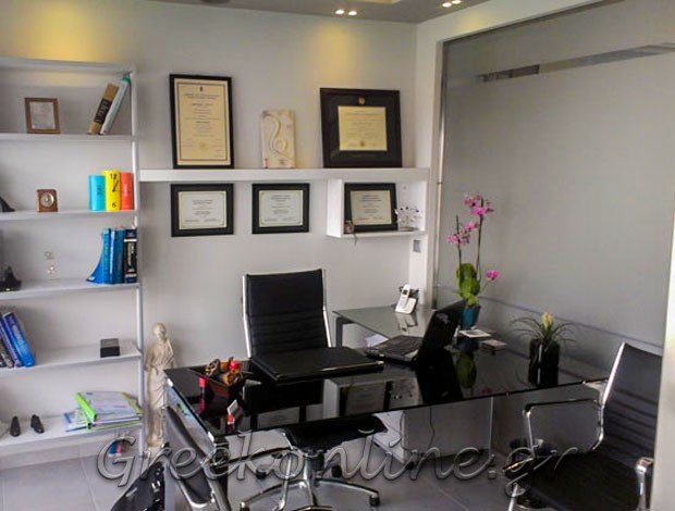 ΟΔΟΝΤΙΑΤΡΟΣ ΧΑΛΚΙΔΑ ΕΥΒΟΙΑΣ ΒΡΕΤΤΟΣ ΑΝΑΣΤΑΣΙΟΣ