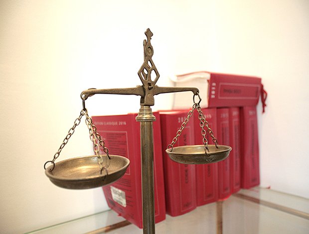 ΔΙΚΗΓΟΡΟΣ ΗΓΟΥΜΕΝΙΤΣΑ ΘΕΣΠΡΩΤΙΑΣ ΔΙΑΜΑΝΤΗ ΑΙΚΑΤΕΡΙΝΗ