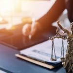 ΔΙΚΗΓΟΡΙΚΟ-ΓΡΑΦΕΙΟ-ΑΘΗΝΑ-MAKON-LAW-ΚΩΝΣΤΑΝΤΙΝΟΥ