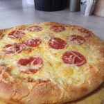 Pitsaria-Faliro-Thessalonikis-Pizza-Momento-Bakalis-Greekonline (3)