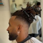 ΚΟΥΡΕΙΟ-ΚΟΡΥΔΑΛΛΟΣ-THE-BARBERS-DEN-AND-NAILS