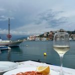 ΕΣΤΙΑΤΟΡΙΟ-ΚΑΣΤΕΛΟΡΙΖΟ-ΜΙΚΡΟ-ΠΑΡΙΣΙ-ΚΑΡΑΒΕΛΑΤΖΗΣ
